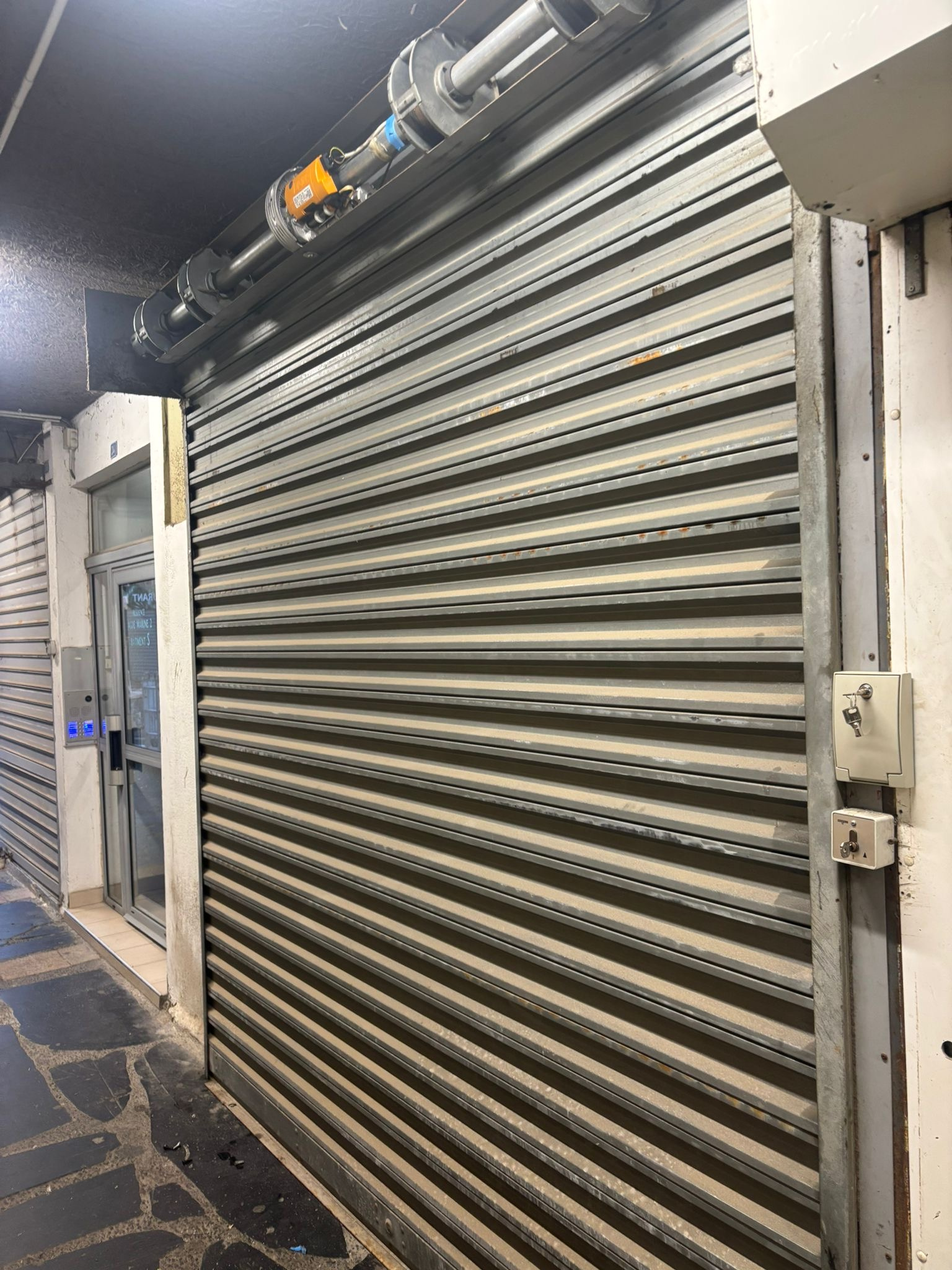 Délice des Anges - Rideau métallique Cap d'Agde